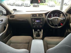 Volkswagen Jetta 1.4TSI Comfortline - Image 11