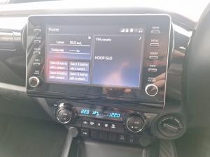 Toyota Hilux 2.8GD-6 double cab 4x4 Raider auto - Image 13
