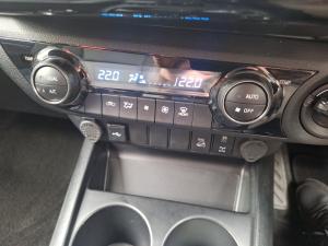 Toyota Hilux 2.8GD-6 double cab 4x4 Raider auto - Image 16