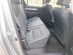 Toyota Hilux 2.8GD-6 double cab 4x4 Raider auto - Image 18