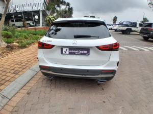Mercedes-Benz GLA GLA200 - Image 6