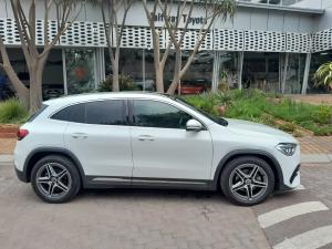 Mercedes-Benz GLA GLA200 - Image 4