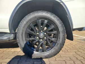 Toyota Fortuner 2.8GD-6 4x4 VX - Image 16