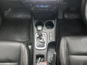Toyota Hilux 2.8GD-6 double cab Raider auto - Image 12