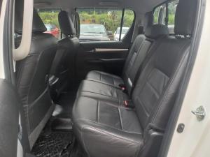 Toyota Hilux 2.8GD-6 double cab Raider auto - Image 15