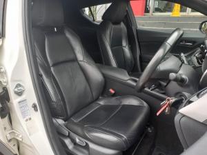Toyota C-HR 1.2T Plus auto - Image 14