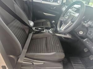 Nissan Navara 2.5DDTI SE Plus D/C - Image 11