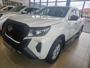 Nissan Navara 2.5DDTI SE Plus D/C - Image 2