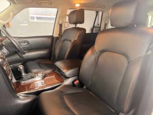 Nissan Patrol 5.6 V8 LE Premium - Image 11