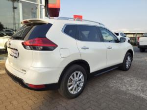 Nissan X-Trail 2.5 4x4 Acenta Tech - Image 3