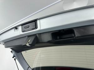Suzuki Baleno 1.5 GL automatic - Image 8