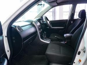 Suzuki Grand Vitara 2.4 auto - Image 11