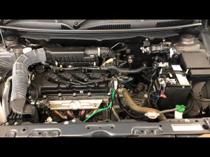 Toyota Starlet 1.5 XR manual - Image 19