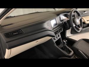 Volkswagen Polo sedan 1.6 auto - Image 9