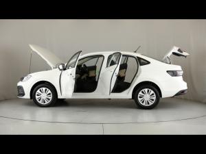 Volkswagen Polo sedan 1.6 auto - Image 13