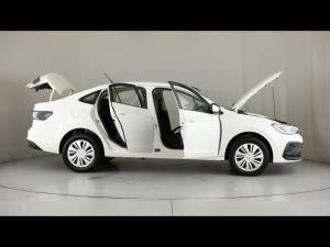 Volkswagen Polo sedan 1.6 auto - Image 17