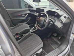 Peugeot 2008 1.2T Active auto - Image 8