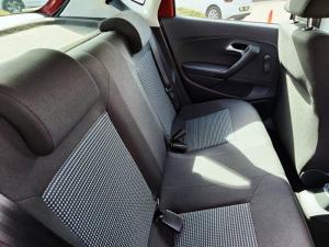 Volkswagen Polo Vivo 1.6 Comfortline TIP - Image 15