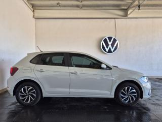 Volkswagen Polo hatch 1.0TSI