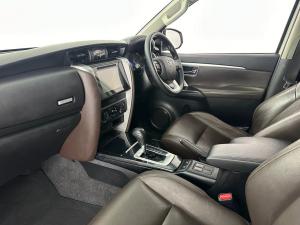 Toyota Fortuner 2.4GD-6 Raised Body automatic - Image 3