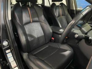 Toyota RAV4 2.0 GX-R AWD - Image 13