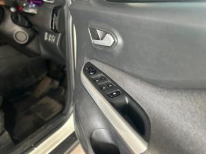 Nissan Magnite 1.0 Turbo Acenta Plus auto - Image 7