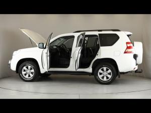 Toyota Land Cruiser Prado 3.0DT TX - Image 11