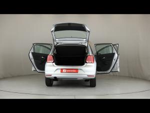 Volkswagen Polo Vivo hatch 1.6 Comfortline auto - Image 9