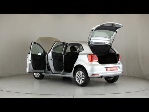 Volkswagen Polo Vivo hatch 1.6 Comfortline auto - Image 10