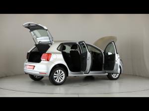 Volkswagen Polo Vivo hatch 1.6 Comfortline auto - Image 16