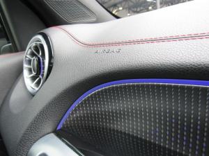Mercedes-Benz EQB 350 4MATIC - Image 8