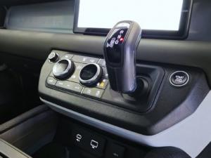 Land Rover Defender 110 D240 X-Dynamic SE - Image 19