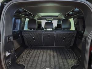 Land Rover Defender 110 D240 X-Dynamic SE - Image 7
