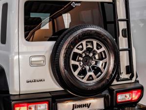Suzuki Jimny 1.5 GLX AllGrip 5-door auto - Image 13
