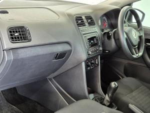 Volkswagen Polo Vivo hatch 1.4 Trendline - Image 10