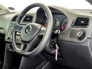 Volkswagen Polo Vivo hatch 1.4 Trendline - Image 17