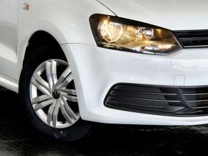 Volkswagen Polo Vivo hatch 1.4 Trendline - Image 5