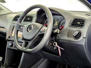 Volkswagen Polo Vivo hatch 1.4 Comfortline - Image 10