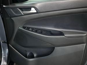 Hyundai Tucson 2.0CRDi Elite - Image 15