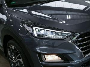 Hyundai Tucson 2.0CRDi Elite - Image 4