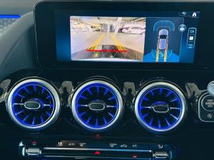 Mercedes-Benz GLA GLA200 Progressive - Image 10