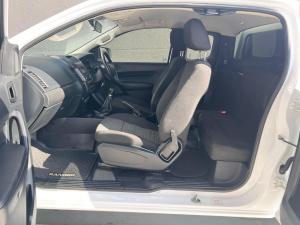 Ford Ranger 2.2TDCi Hi-Rider XL - Image 8