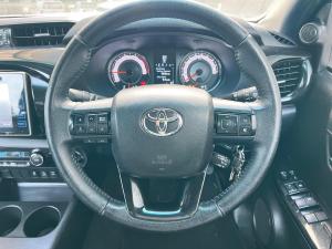 Toyota Hilux 2.8GD-6 double cab 4x4 Legend 50 auto - Image 12