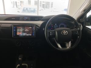 Toyota Hilux 2.8GD-6 4x4 Raider auto - Image 8