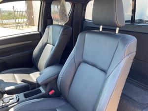 Toyota Hilux 2.8GD-6 Xtra cab Legend auto - Image 27