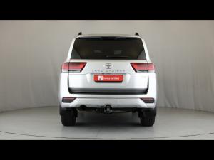 Toyota Land Cruiser 300 3.3D ZX - Image 5
