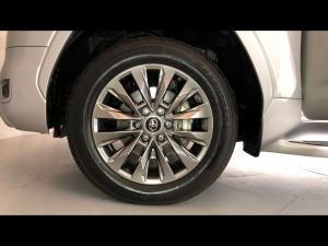 Toyota Land Cruiser 300 3.3D ZX - Image 19