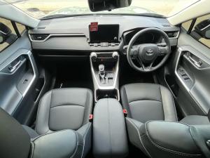 Toyota RAV4 2.0 VX - Image 8