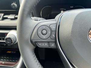 Toyota RAV4 2.0 VX - Image 12