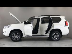 Toyota Land Cruiser Prado 2.8GD VX - Image 12